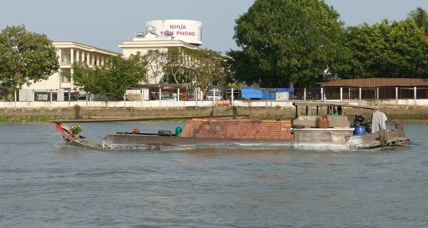 Laos Express Train Adventure 5-Day Laos Express Train Adventure 5-Day